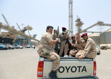 La ONU confirma que los rebeldes de Yemen se están retirando del puerto clave de Hodeida