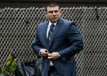El policía acusado de matar a Eric Garner se enfrenta a un juicio disciplinario