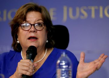 La dimisión de la ministra de Justicia ahonda la crisis institucional en Colombia