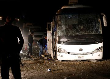 Ao menos 12 feridos em um atentado no Egito contra um ônibus de turistas