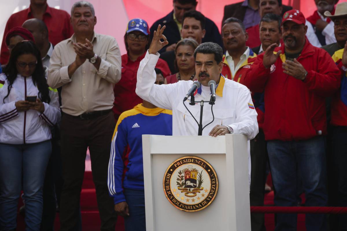 Maduro celebra el aniversario de su elección.