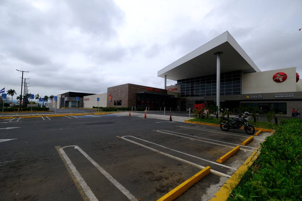 Ein geschlossenes Einkaufszentrum in Managua während des von der Opposition gerufenen Generalstreiks.