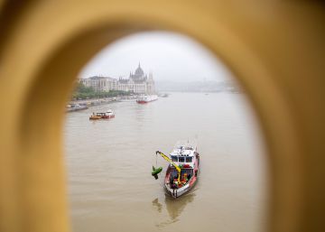El hundimiento de un barco turístico en Budapest deja al menos siete muertos y 21 desaparecidos