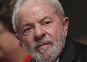 Lula ya puede optar a un régimen semiabierto de libertad vigilada, según la Fiscalía