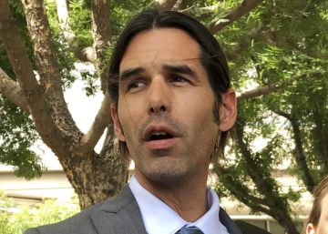 ¿Es delito ayudar a inmigrantes sin papeles?