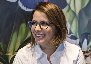 Juanita Goebertus: “La paz en Colombia está en riesgo. Sin voluntad política se desmorona”