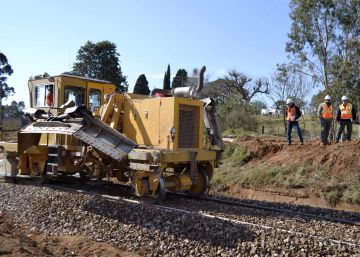 Las papeleras dan nueva vida al tren en Uruguay
