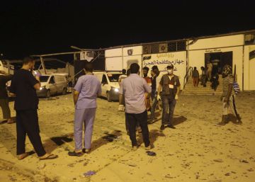 Bombardeio a centro de detenção de imigrantes mata pelo menos 40 na Líbia