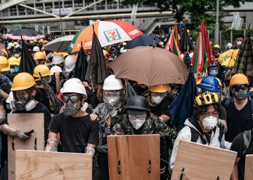 Retrato de los jóvenes luchadores por el futuro de Hong Kong