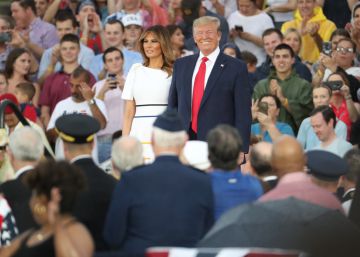 Trump faz do 4 de julho sua festa patriótica, e promete colocar “em breve” a bandeira dos EUA em Marte