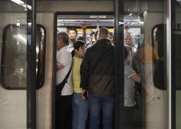 La huelga general en Hong Kong provoca el caos en el transporte de la ciudad