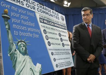 California denuncia las restricciones de Trump a los inmigrantes que reciben ayudas sociales