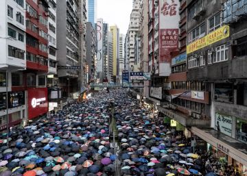 Twitter y Facebook dicen que China utilizó sus servicios para desacreditar a los manifestantes en Hong Kong