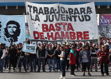 Macri tenta desesperadamente evitar um colapso econômico em seu mandato