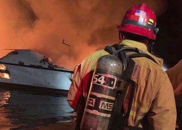 Incêndio em barco de mergulho mata pelo menos 25 na Califórnia