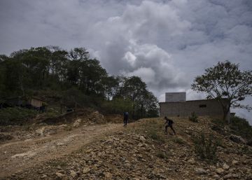 Una escena miserable en una frontera miserable