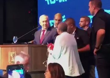 Netanyahu es evacuado durante un mitin por el lanzamiento de misiles desde Gaza