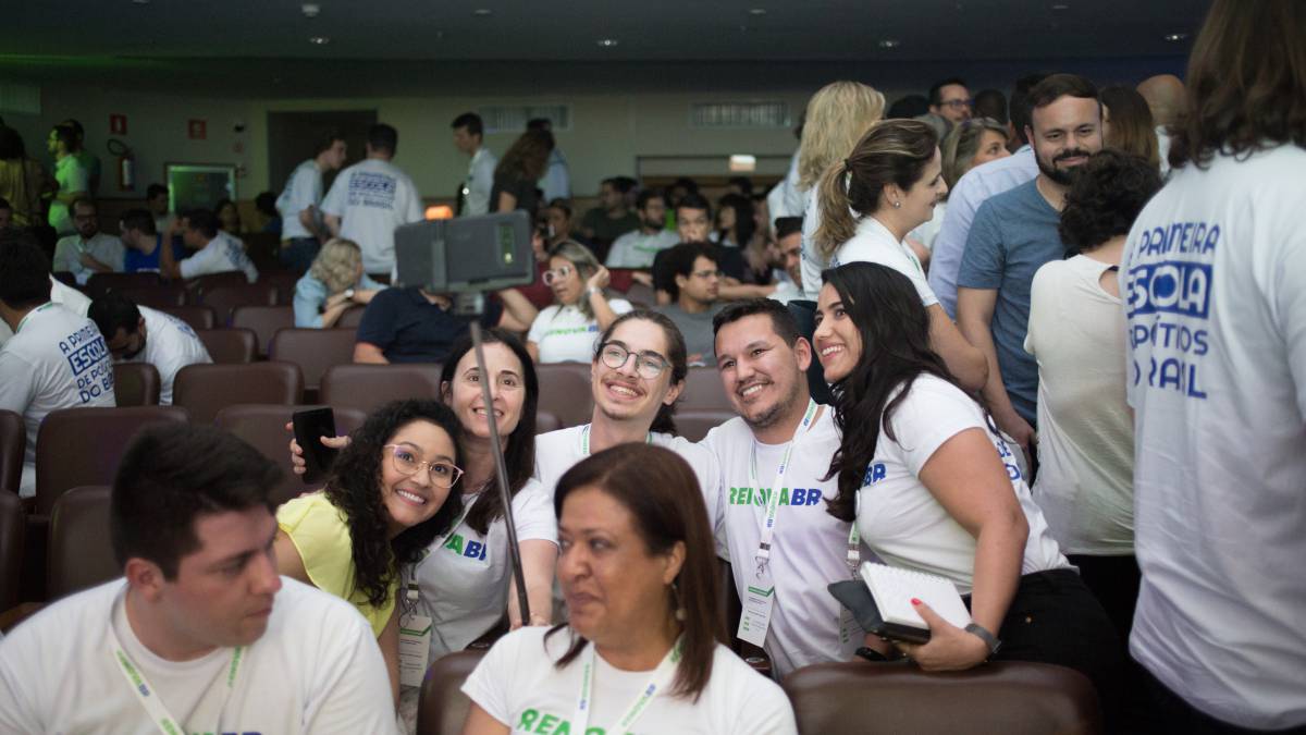 Encuentro de futuros políticos en São Paulo.
