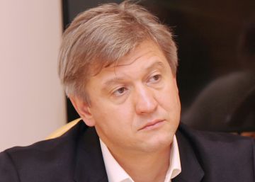Olexandr Danyliuk: “Hay que concentrar recursos financieros en el Este de Ucrania” Olexandr Danyliuk: “Hay que concentrar recursos financieros en el Este de Ucrania”