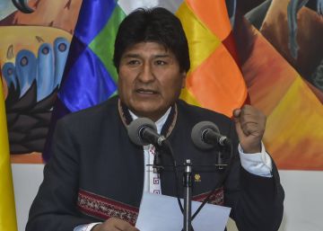 El recuento da la victoria a Evo Morales en primera vuelta entre denuncias de fraude