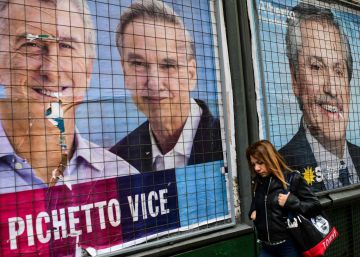 Macri y Fernández se disputan el poder en Argentina en pleno derrumbe económico