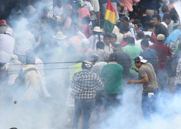 Protestas de la oposición y marchas en apoyo de Evo Morales convulsionan a Bolivia