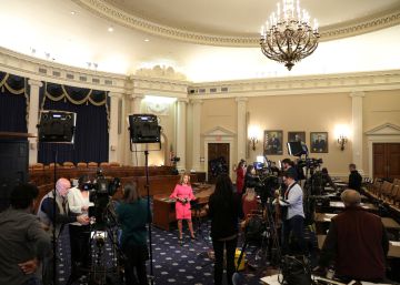 El proceso de ‘impeachment’ a Trump entra en su fase televisiva con las primeras declaraciones públicas