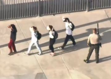Al menos dos adolescentes muertos y tres heridos en un tiroteo en un instituto en California