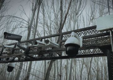 El Gran Hermano chino explota los datos de una aplicación móvil para encerrar a la minoría musulmana El Gran Hermano chino explota los datos de una aplicación móvil para encerrar a la minoría musulmana