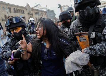 El Gobierno de Bolivia anula el decreto que permitía a los militares reprimir las protestas