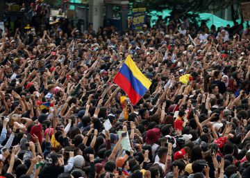 Un multitudinario concierto toma las calles de Bogotá para redoblar la presión al Gobierno