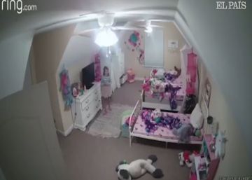 “Soy Papá Noel”: un ‘hacker’ acosa a una niña de ocho años desde una cámara de seguridad de su habitación
