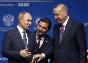 Rusia y Turquía llaman a un alto el fuego en Libia