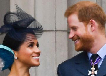 El príncipe Enrique y Meghan Markle renuncian a sus títulos reales y a la financiación pública