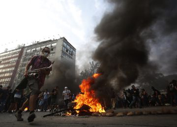 Aumenta a rejeição aos políticos no Chile após três meses de crise social