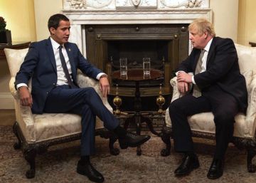 El Gobierno británico muestra su respaldo a Guaidó y Johnson le recibe en privado