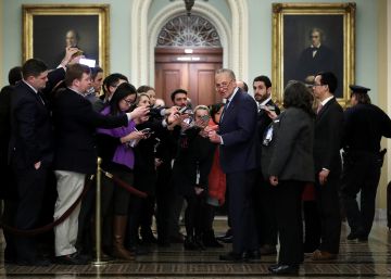 Los republicanos bloquean las enmiendas demócratas y lanzan un juicio ‘express’ contra Trump Los republicanos bloquean las enmiendas demócratas y lanzan un juicio ‘express’ contra Trump