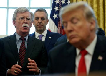 Bolton afirma que Trump usó las ayudas militares para presionar a Ucrania, según ‘The New York Times’ Bolton afirma que Trump usó las ayudas militares para presionar a Ucrania, según ‘The New York Times’