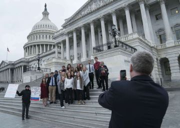 El Senado absuelve a Donald Trump en el ‘impeachment’ El Senado absuelve a Donald Trump en el ‘impeachment’