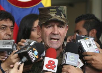 Las víctimas de ‘falsos positivos’ piden excluir de la justicia transicional al exjefe del Ejército de Colombia Las víctimas de ‘falsos positivos’ piden excluir de la justicia transicional al exjefe del Ejército de Colombia