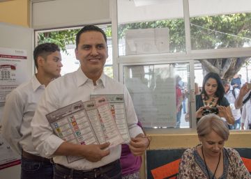 EE UU prohíbe el acceso al exgobernador mexicano Roberto Sandoval por sus lazos con el narcotráfico EE UU prohíbe el acceso al exgobernador mexicano Roberto Sandoval por sus lazos con el narcotráfico