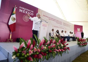 López Obrador entre gritos: “A la autoridad hay que respetarla” López Obrador entre gritos: “A la autoridad hay que respetarla”