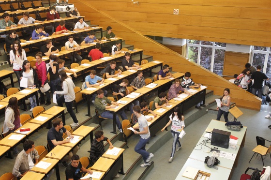 FACULTAD DE DERECHO DE LA UNIVERSIDAD COMPLUTENSE facultad de derecho de la universidad complutense: