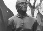 Robado un busto de Pasionaria en una ciudad de la periferia de Madrid