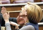 El Congreso rechaza limitar las pensiones de los expresidentes El Congreso rechaza limitar las pensiones de los expresidentes