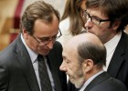 Gobierno y PP rechazan suprimir el Constitucional como pide Aguirre