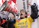 Más de mil personas recorren el centro de Madrid contra el ‘tasazo’