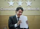 El PP madrileño defiende la tasa y la oposición aplaude la suspensión El PP madrileño defiende la tasa y la oposición aplaude la suspensión