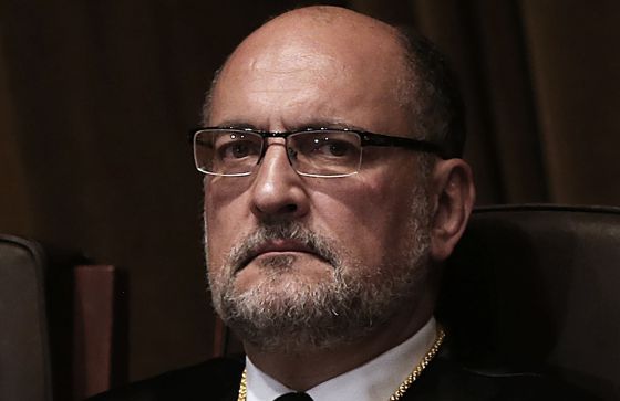 El presidente del Constitucional, Francisco Pérez de los Cobos, en su toma de posesión.
