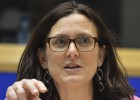 La UE amenaza con sanciones a España por tirar pelotas de goma